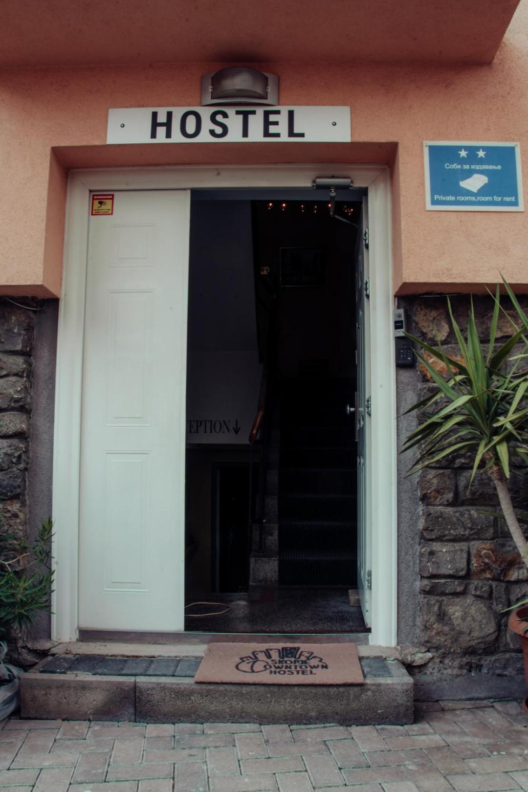 Skopje Downtown Hostel Exterior photo